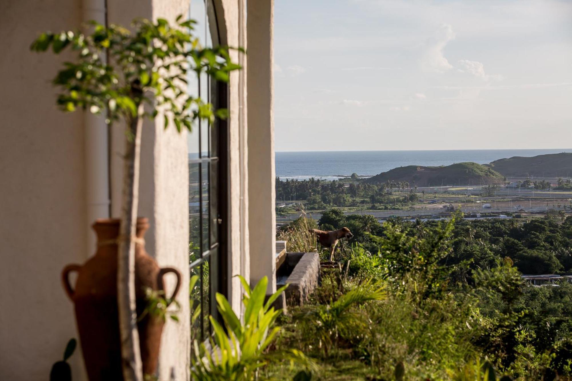 Drop In Surf Lodge Kuta  Buitenkant foto