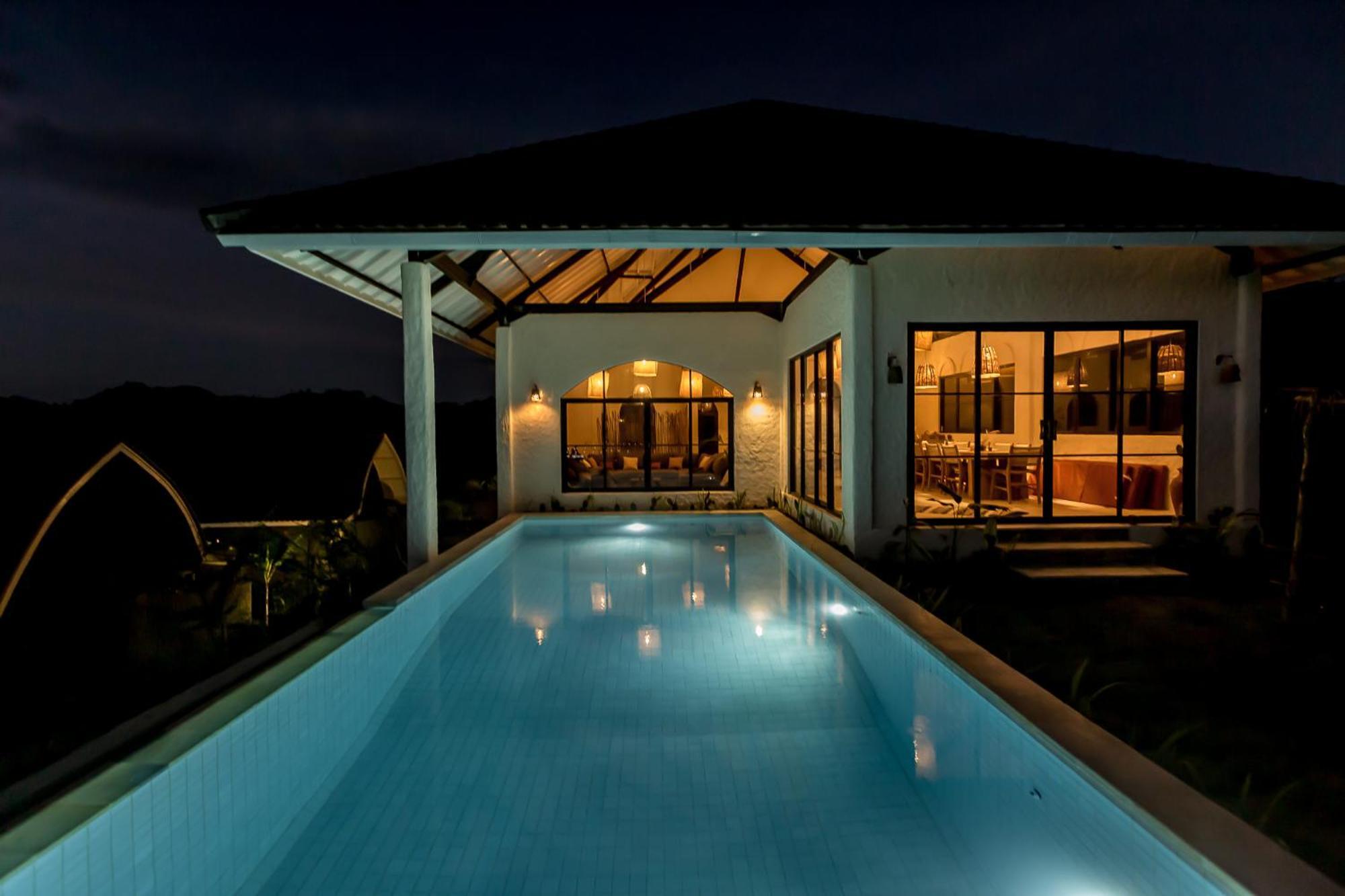 Drop In Surf Lodge Kuta  Buitenkant foto